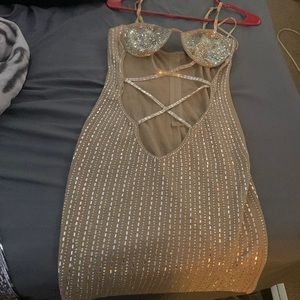 It’s beige size is small ,small boob friendly & also worn once for a birthday.